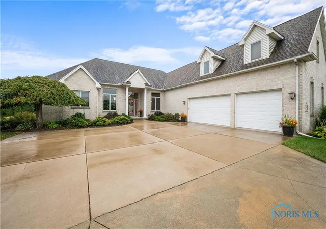 3rd image of 8025 Stitt Rd, Monclova, OH 43542 | MLS# 6136451