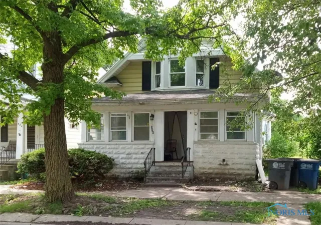 Homes for sale in Toledo, OH | 220 E Pearl St, Toledo, OH 43608 | MLS# 6136290