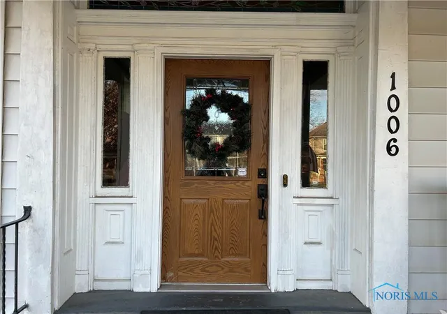 Photo 2 of Single family home for sale at 1006 Washington Ave, Findlay, OH 45840 | MLS# 6136555 | Listing updated on 2025-11-05