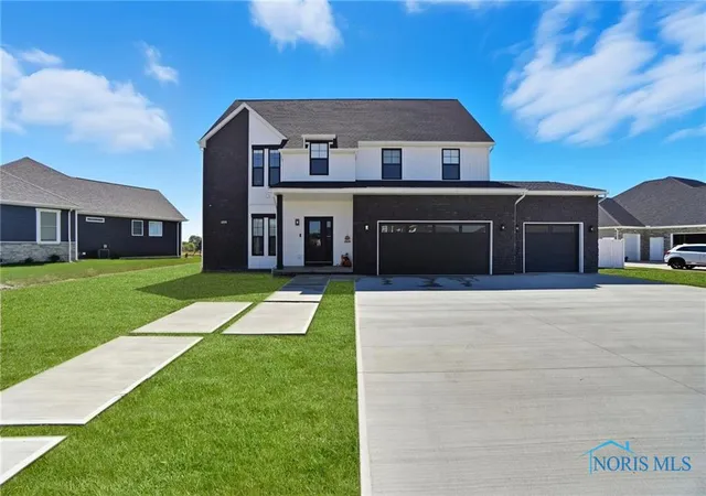 Photo 1 of Single family home for sale at 10321 Wheatfield Dr, Findlay, OH 45840 | MLS# 6136471 | Listing updated on 2025-11-14