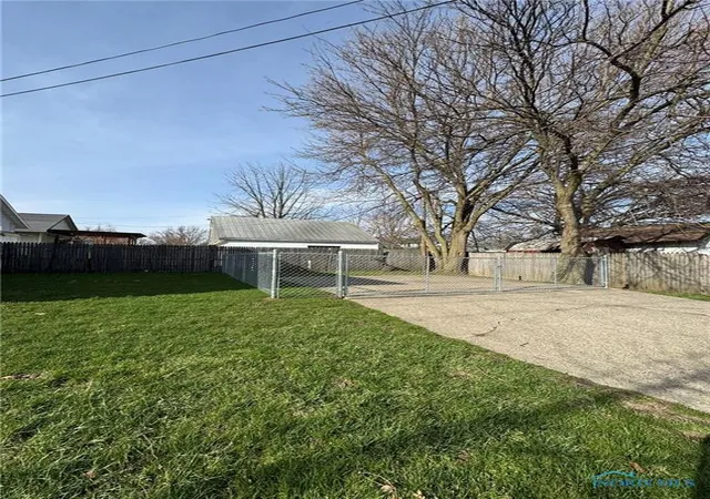 2nd image of 3802 Burton Ave, Toledo, OH 43612 | MLS# 6136632