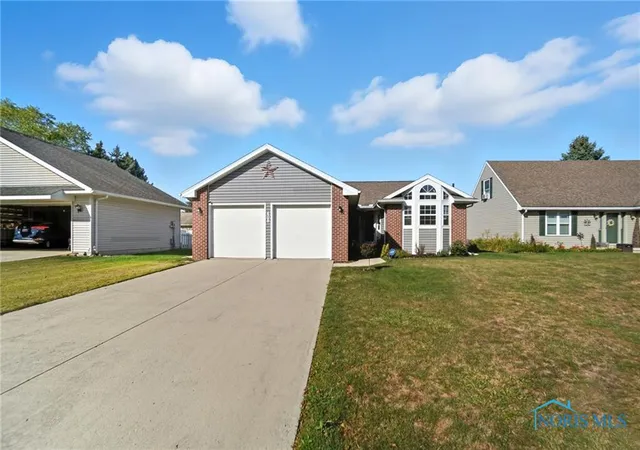 1st image of 408 California Ave, Findlay, OH 45840 | MLS# 6136032