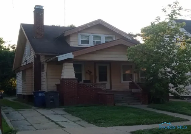 1st image of 3855 Revere Dr, Toledo, OH 43612 | MLS# 6136690