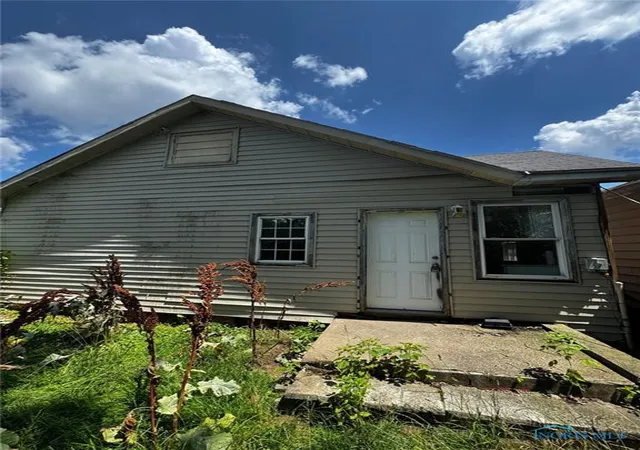 Homes for sale in Toledo, OH | 1711 Mulberry St, Toledo, OH 43608 | MLS# 6136716