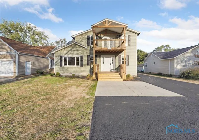 Photo 1 of Single family home for sale at 3239 N Main St, Findlay, OH 45840 | MLS# 6136648 | Listing updated on 2025-12-02