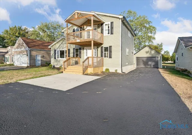 Photo 2 of Single family home for sale at 3239 N Main St, Findlay, OH 45840 | MLS# 6136648 | Listing updated on 2025-12-02