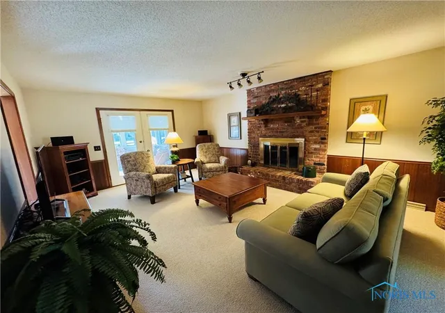 3rd image of 5255 Fairmeadow Dr, Sylvania, OH 43560 | MLS# 6136770