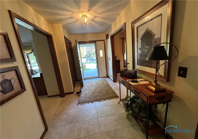 4th image of 5255 Fairmeadow Dr, Sylvania, OH 43560 | MLS# 6136770