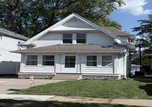 1st image of 3604 Hoiles Ave, Toledo, OH 43612 | MLS# 10000015