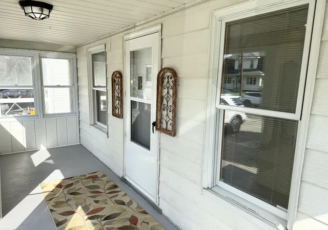 2nd image of 3604 Hoiles Ave, Toledo, OH 43612 | MLS# 10000015