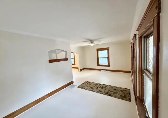 5th image of 3604 Hoiles Ave, Toledo, OH 43612 | MLS# 10000015