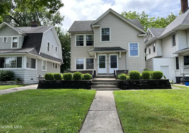 1st image of 127 University Blvd, Toledo, OH 43614 | MLS# 10000025