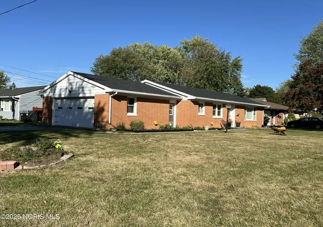 Photo 3 of Single family home for sale at 1200 5th Street, Findlay, OH 45840 | MLS# 10000163 | Listing updated on 2025-10-27