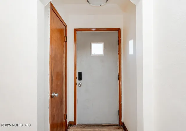 Homes for sale in Toledo, OH | 3610 Dean Ave, Toledo, OH 43608 | MLS# 10000222