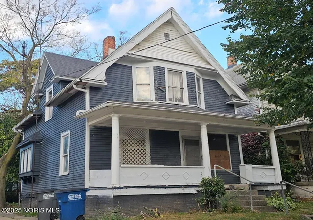 1st image of 210 Western Ave, Toledo, OH 43609 | MLS# 10000212