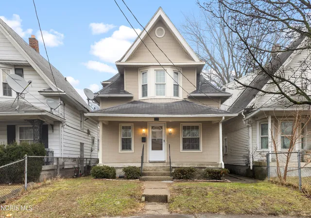1st image of 639 Carlton St, Toledo, OH 43609 | MLS# 10000219