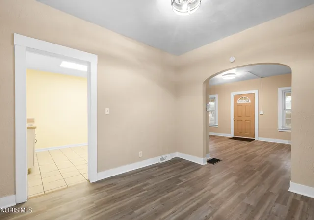 5th image of 639 Carlton St, Toledo, OH 43609 | MLS# 10000219