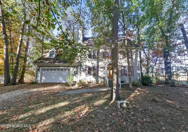 Homes for sale in Delta, OH | 1797 County Road 5-2, Delta, OH 43515 | MLS# 10000298