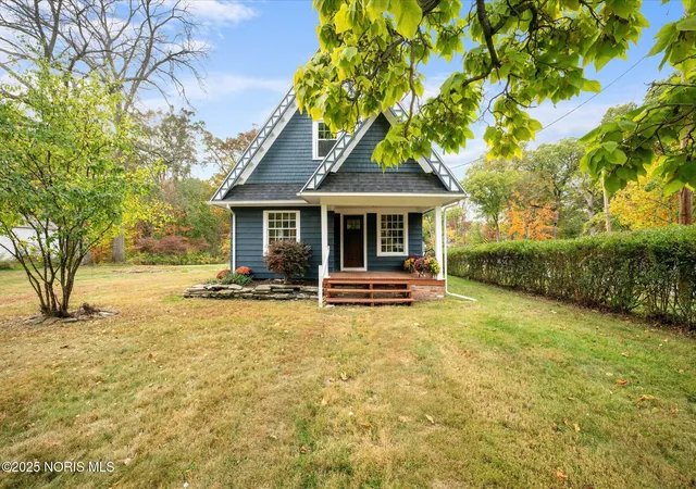 3rd image of 3304 Island Ave, Toledo, OH 43614 | MLS# 10000342