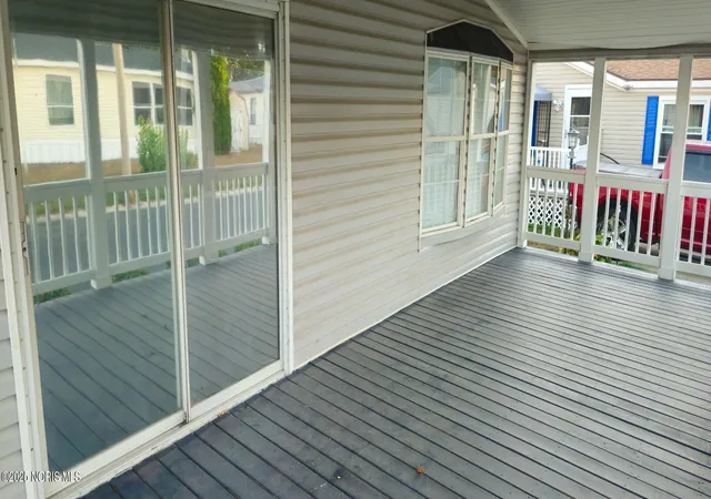 Photo 3 of Manufactured home for sale at 315 Parkview Dr #177, Bowling Green, OH 43402 | MLS# 10000531 | Listing updated on 2025-11-07