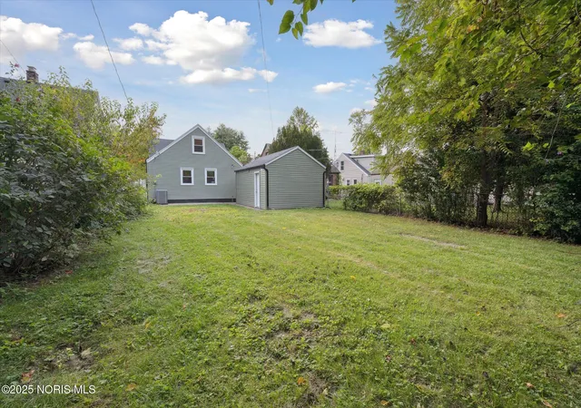 Homes for sale in Toledo, OH | 2736 Northwood Ave, Toledo, OH 43606 | MLS# 10000548