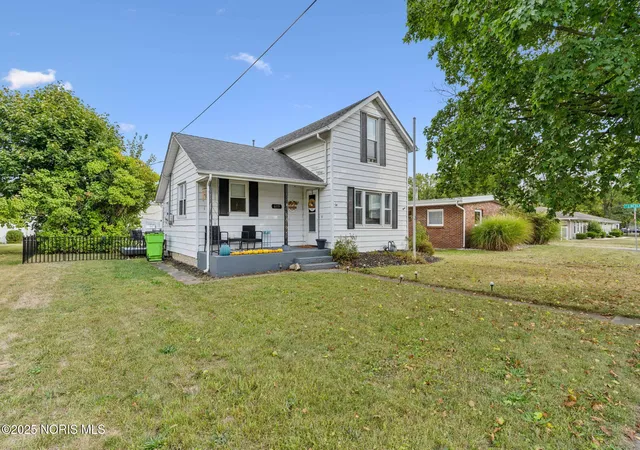 Photo 1 of Single Family Residence at 619 Fishlock Ave, Findlay, OH 45840 | MLS# 10000832 |  | Sold on 2025-12-24