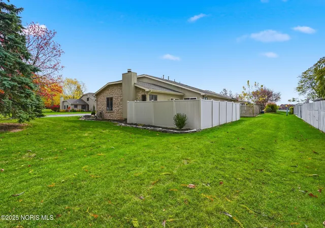 Homes for sale in Findlay, OH | 845 Fox Run Rd, Findlay, OH 45840 | MLS# 10000969