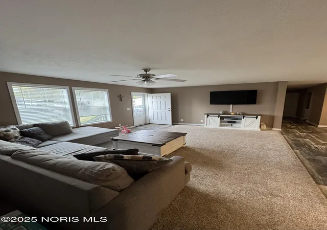 Photo 3 of Manufactured home for sale at 14900 Co Rd H #143, Wauseon, OH 43567 | MLS# 10001087 | Listing updated on 2026-05-08