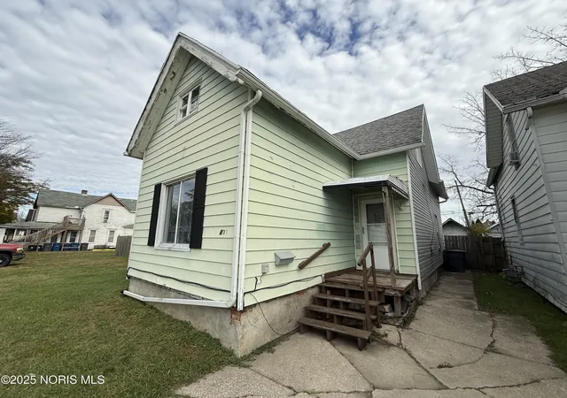 2nd image of 837 Bartley Pl, Toledo, OH 43609 | MLS# 10001067