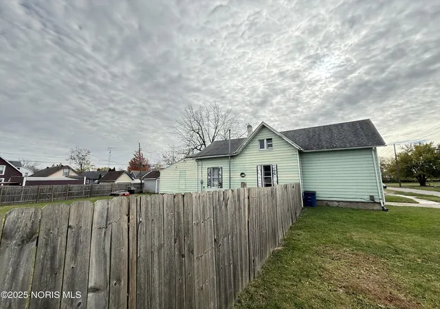 4th image of 837 Bartley Pl, Toledo, OH 43609 | MLS# 10001067