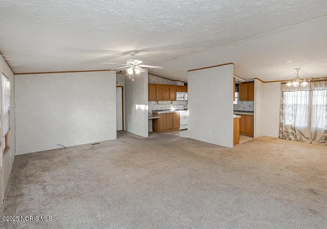 Photo 4 of Manufactured Mobile Home at 7717 Angola Rd #359, Holland, OH 43528 | MLS# 10001412 | | Sold on 2026-02-27