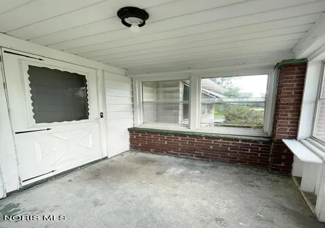 Photo 3 of Single family home for sale at 2141 Joffre Ave, Toledo, OH 43607 | MLS# 10001482 | Listing updated on 2026-08-03