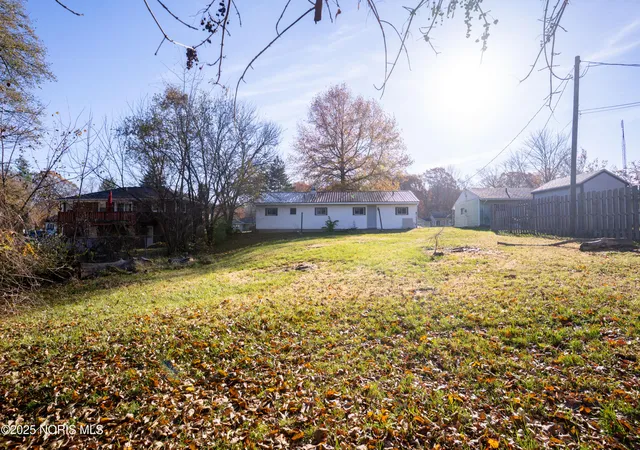 9th image of 1582 S Clinton St, Defiance, OH 43512 | MLS# 10001491