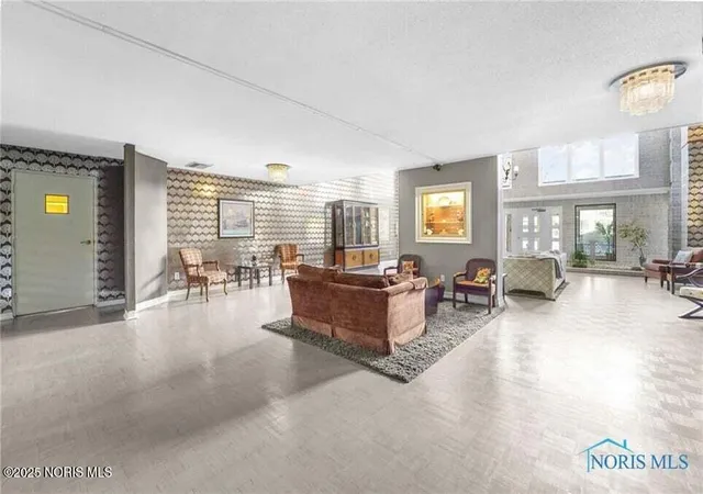 Photo 3 of Condo for sale at 4343 W Bancroft St, Ottawa Hills, OH 43615 | MLS# 10001656 | Listing updated on 2026-01-14