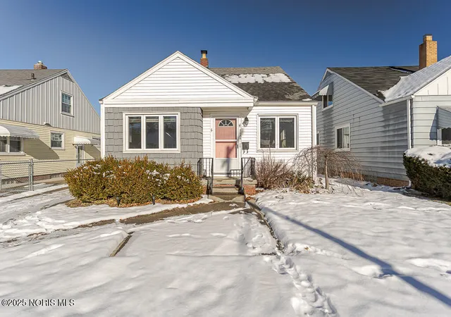 Homes for sale in Toledo, OH | 2834 Wyndale Rd, Toledo, OH 43613 | MLS# 10001974