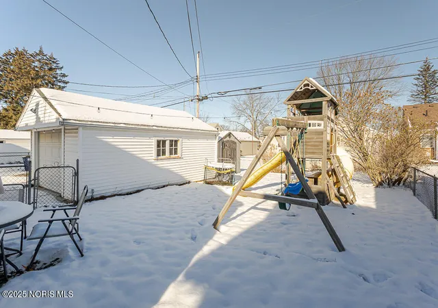 Homes for sale in Toledo, OH | 2834 Wyndale Rd, Toledo, OH 43613 | MLS# 10001974