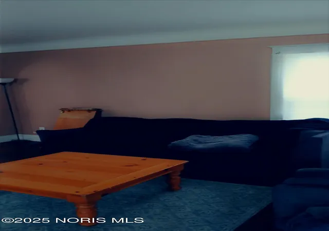 Photo 3 of Single family home for sale at 3621 Willys Pkwy, Toledo, OH 43612 | MLS# 10002025 | Listing updated on 2026-04-09