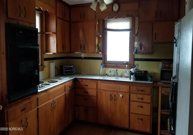 4th image of 526 Dearden Pl, Toledo, OH 43612 | MLS# 10002109