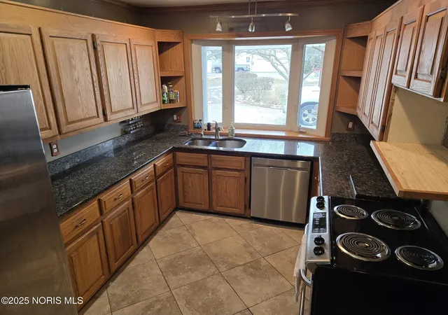 Homes for sale in Swanton, OH | 13620 Brindley Rd, Swanton, OH 43558 | MLS# 10002121