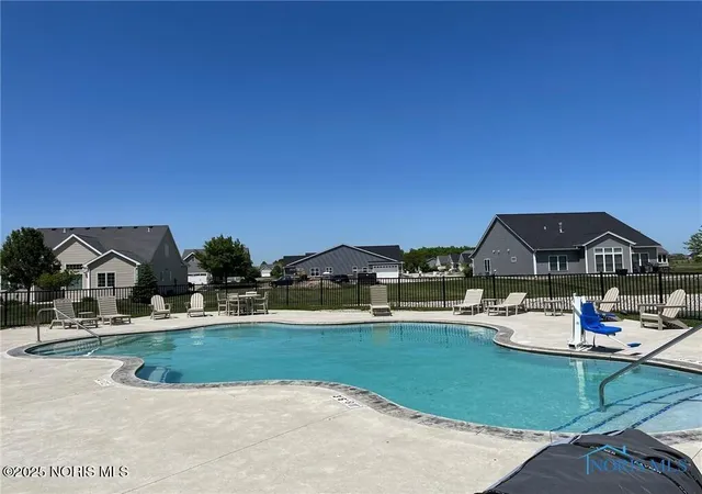 Homes for sale in Perrysburg, OH | 0 Falling Waters Ln, Perrysburg, OH 43551 | MLS# 10002156
