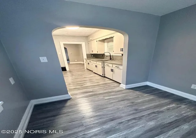 Homes for sale in Toledo, OH | 915 Ketcham Ave, Toledo, OH 43608 | MLS# 10002409