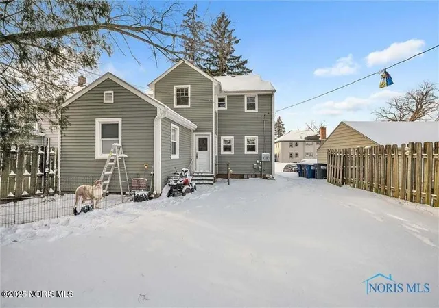 3rd image of 1920 Kensington Rd, Toledo, OH 43607 | MLS# 10002271