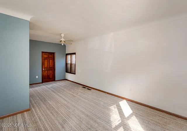 Homes for sale in Toledo, OH | 3519 Terrace Dr, Toledo, OH 43611 | MLS# 10002448