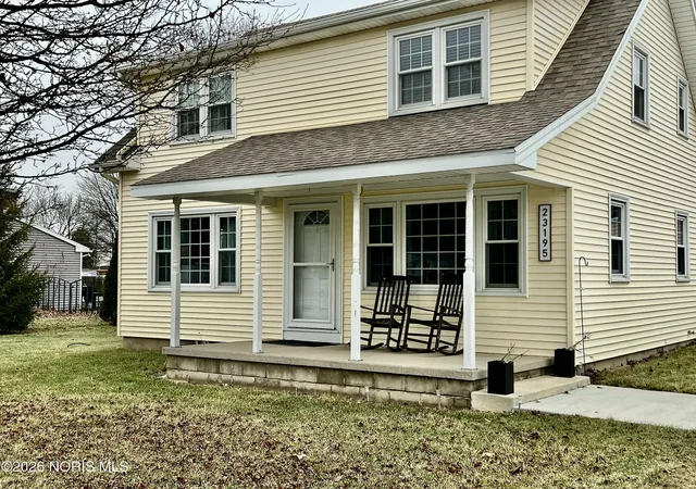 Photo 2 of Single Family Residence at 23195 W Centerfield Dr, Genoa, OH 43430 | MLS# 10002517 | | Sold on 2026-03-03