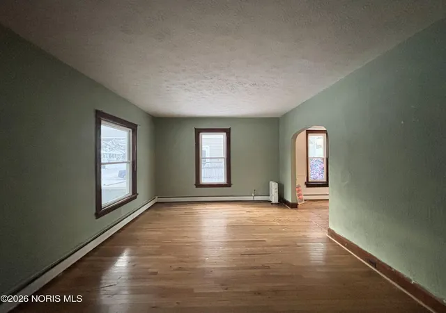 Photo 3 of Single family home for sale at 3843 Hoiles Ave, Toledo, OH 43612 | MLS# 10002629 | Listing updated on 2026-08-24