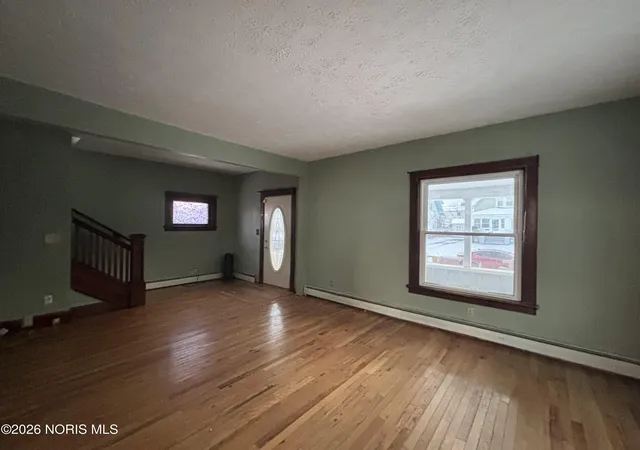 Photo 4 of Single family home for sale at 3843 Hoiles Ave, Toledo, OH 43612 | MLS# 10002629 | Listing updated on 2026-08-24