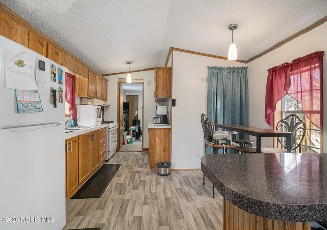 Homes for sale in Swanton, OH | 10487 Co Rd 4, Swanton, OH 43558 | MLS# 10002869