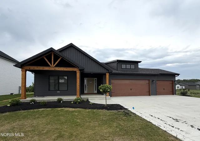 1st image of 5048 Magnolia Dr, Oregon, OH 43616 | MLS# 10002813