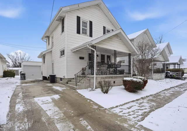 Photo 1 of Single family home for sale at 516 S Union St, Fostoria, OH 44830 | MLS# 10002747 | Listing updated on 2026-04-27