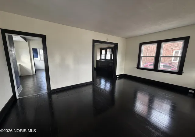 Homes for sale in Toledo, OH | 1846 Wellesley Dr, Toledo, OH 43606 | MLS# 10002995